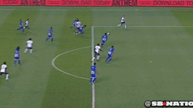 altidore-goal-honduras.gif
